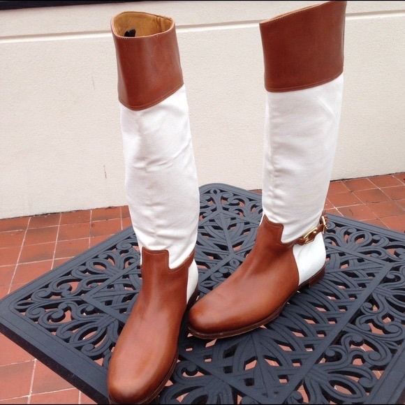 RALPH LAUREN BOOTS - Picture 2 of 3